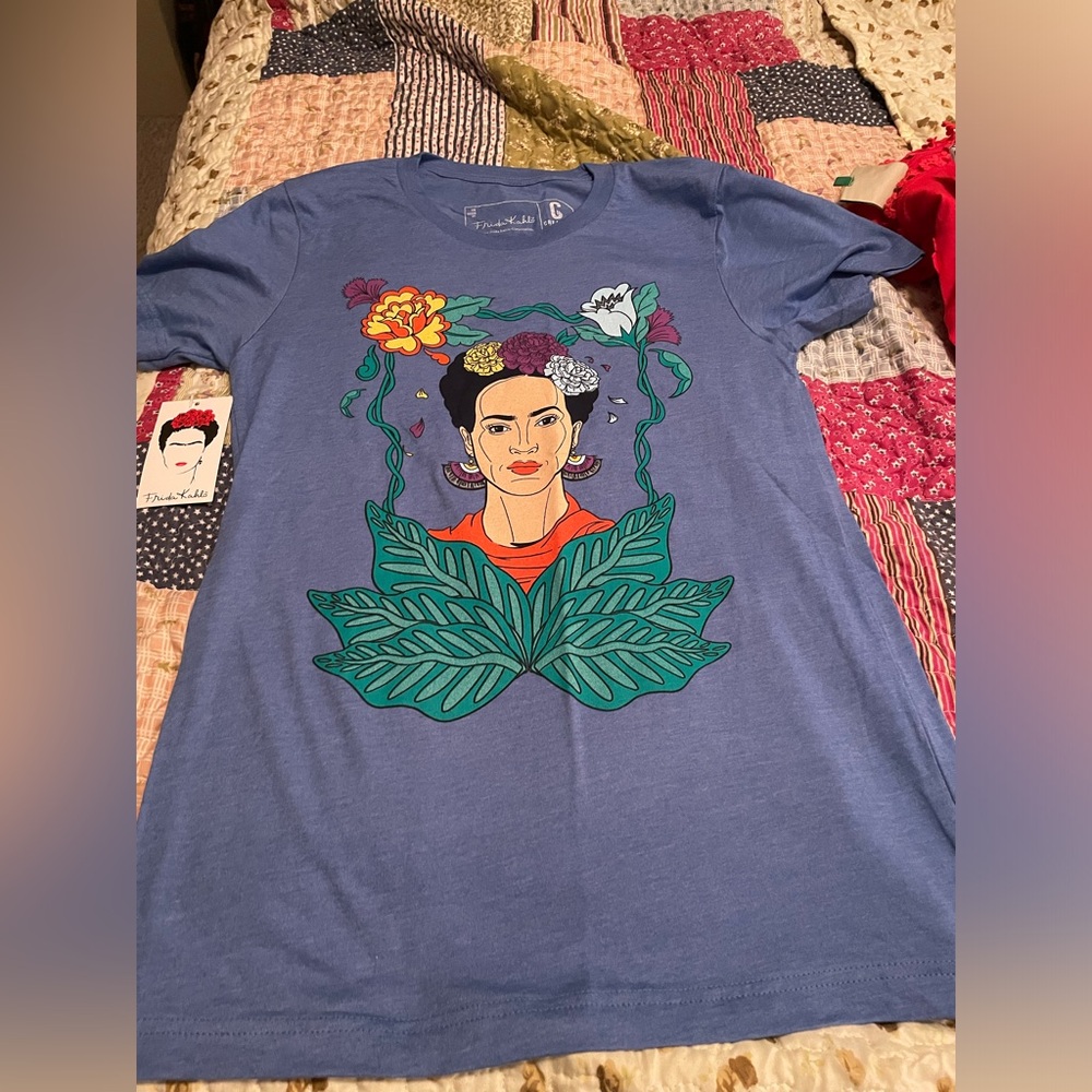 Frida Kahlo T-shirt NWT